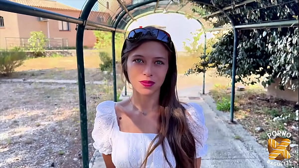 Baby, una preciosa chica con cara de ángel, quiere una polla de Gaxnxx.com.se