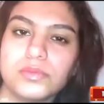 Chica telugu caliente mostrando su hermoso cuerpo