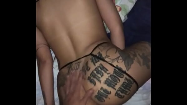 Lo encontré tirado en la cama y me vine con su amigo Japaaa