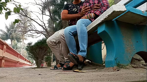 Desi mms en un tonto