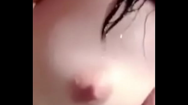 Dólares en el baño