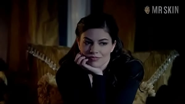 Femmefatales-s01e03-baker-04-hi