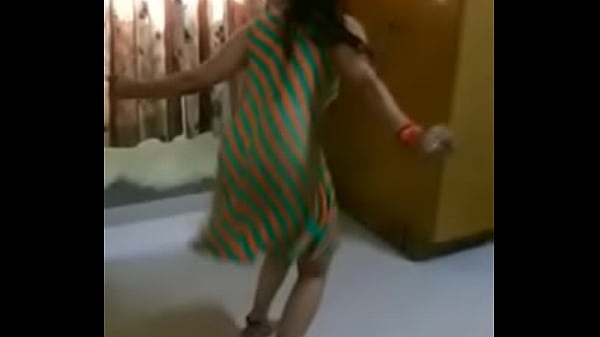 India Sexy Milf Bhabi sacude su culo