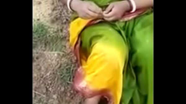 Tía-del-pueblo-joder-ceja-con-amante-en-los-jardines — xvideoscom