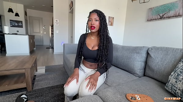 All Natural BIG TITTY Girl quiere ser violada antes de