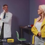 Danny D Semen en Su Coño