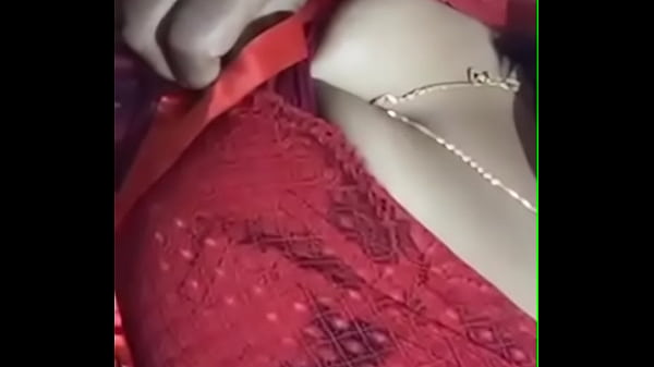 Julie Bhabi modelación