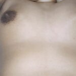 La belleza paquistaní cambia con una paja húmeda en la